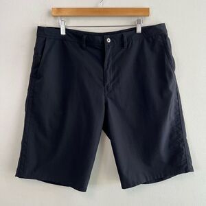 Vintage Patagonia Men’s Size 38 Black Flat Front Bermuda Style Shorts 11” Inseam